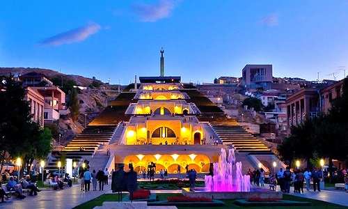 Каскад в Ереване http://CoolGeorgia.com Каскад в Ереване