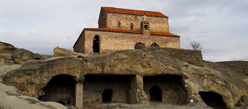 Экскурсия в Мцхету - Уплисцихе - Гори - Cool Georgia Travel Экскурсия в Мцхету - Уплисцихе - Гори - Cool Georgia Travel